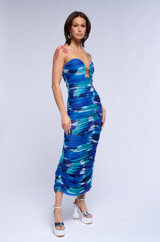Celenor Blue Abstract Print Strapless Ruched Bodycon Midi Dress